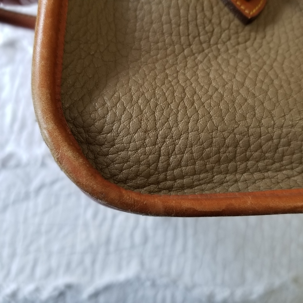 Vintage Dooney & Bourke Authentic Leather Handbag Taupe EUC - Picture 14 of 16